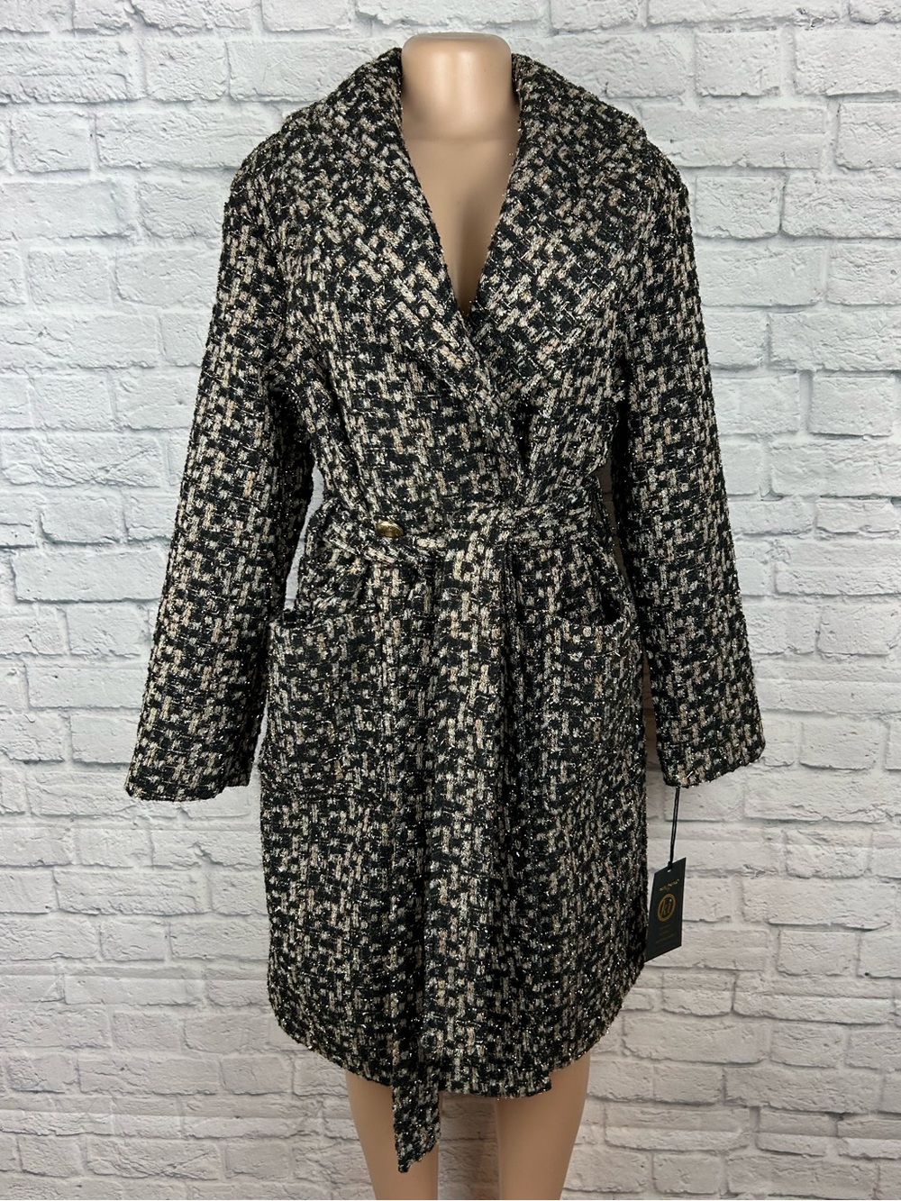Kathy Ireland NWT Tweed Belted Coat Size M Black Gold Metallic Long Jacket